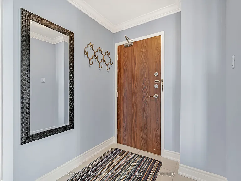 100 Antibes Dr #607 — Photo 3