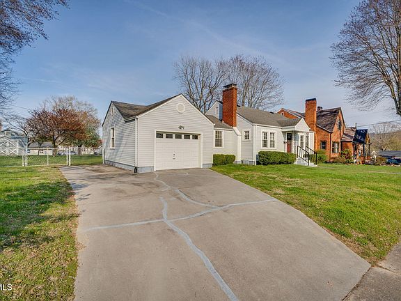 2nd image of 2716 Linden Rd