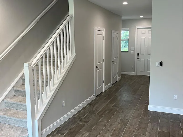 636 Parsons Way — Photo 6
