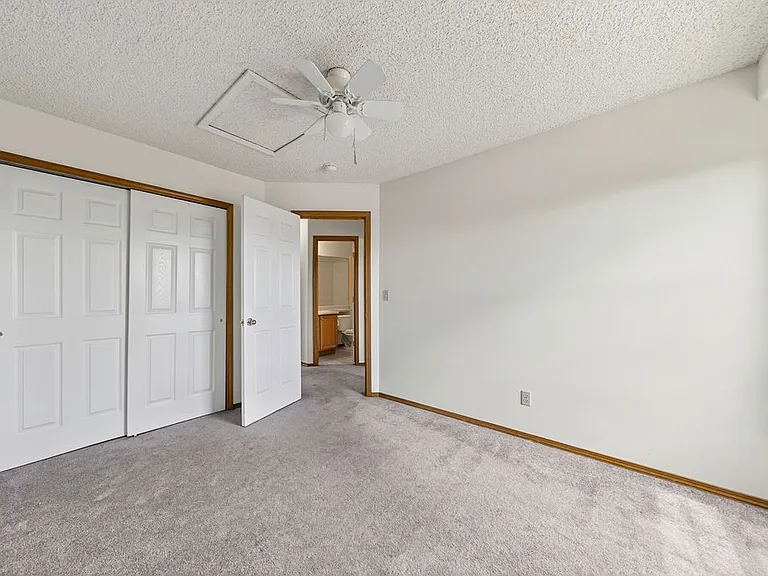 5660 Many Springs Dr — Photo 23