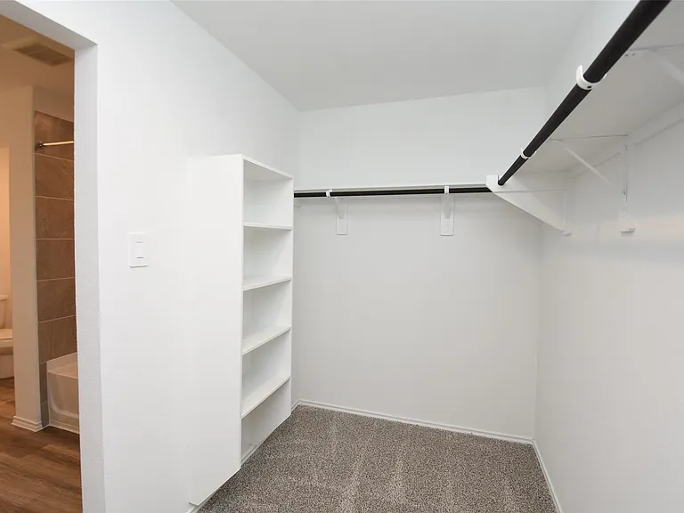 12218 Deep Stream Ln — Photo 37