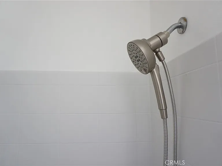 4610 Densmore Ave #20 — Photo 45