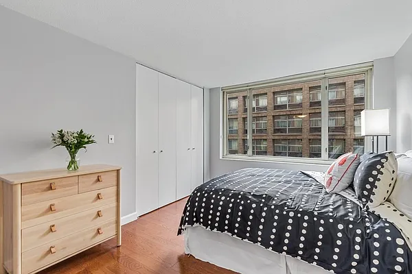 Sold by Corcoran | media 4