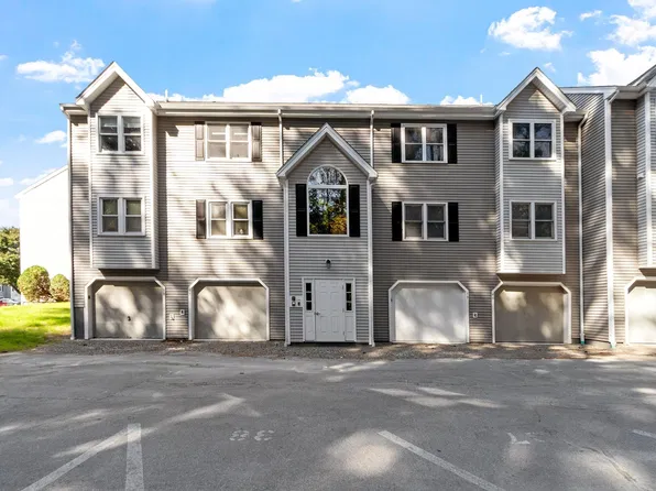 74 Tennis Plaza Rd Unit 40, Dracut, MA 01826