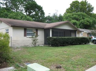 11805 Meadow Dr, Port Richey, FL 34668