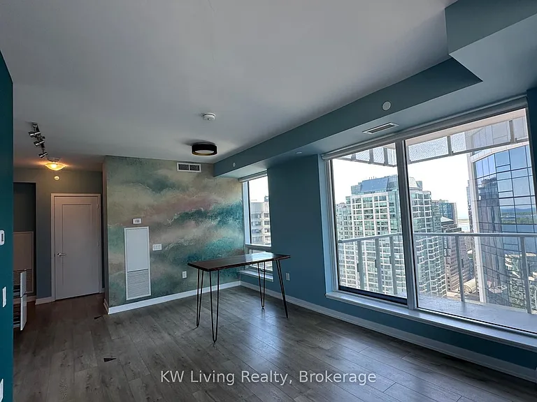 28 Freeland St #2904 — Photo 2
