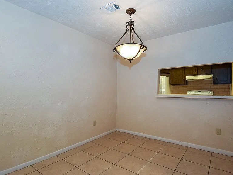 1524 Beaumont Rd — Photo 12
