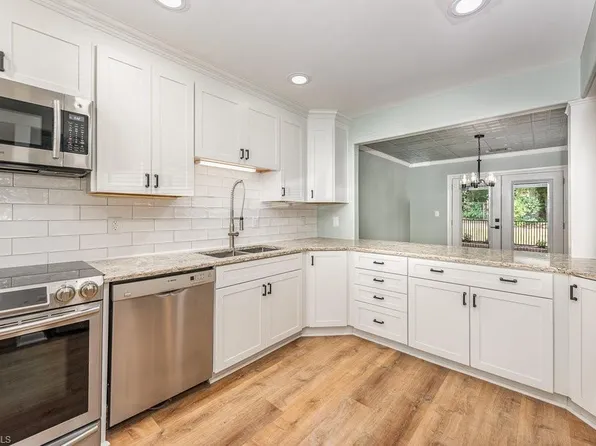 3615 Wandering Way, Winston Salem, NC 27106