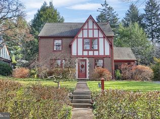 69 Jackson Dr, Lancaster, PA