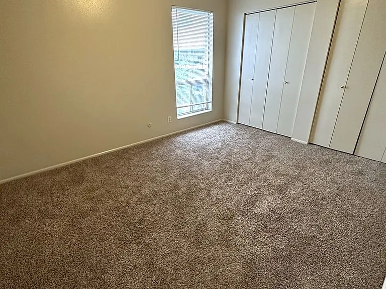 Eastridge — Photo 64