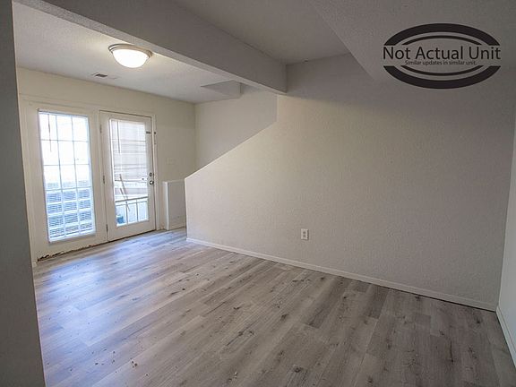 3rd image of 211 N West Blvd