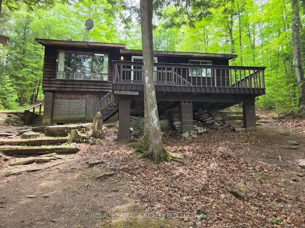 1160 Sunset Strip Ln, North Frontenac, ON K0H 2M0