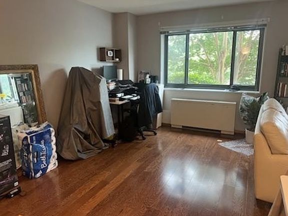 4th image of 1300 S Arlington Ridge Rd APT 103