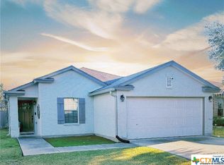 501 Big Bend Trl, Taylor, TX 76574