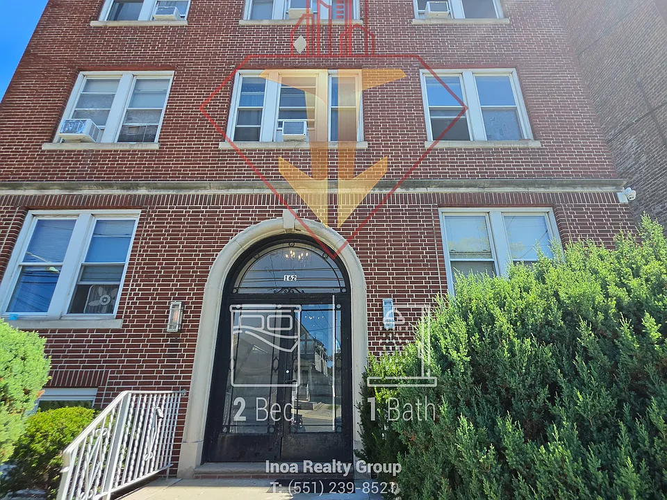 162 Avenue C #D2