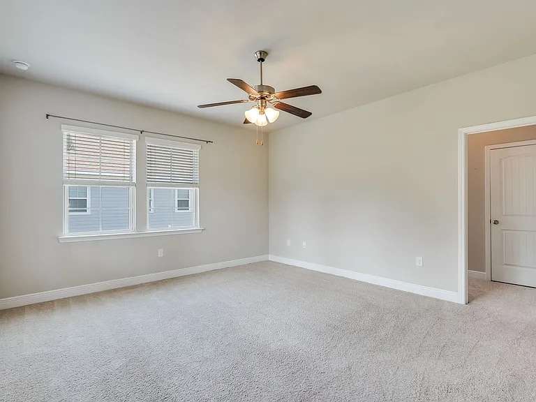 116 Fossil Falls Ln — Photo 12