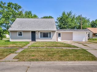 2817 Sterling Rd, Lorain, OH 44052
