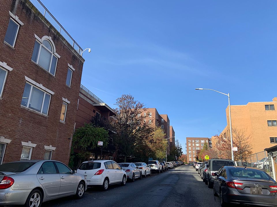2nd image of 436 97th St