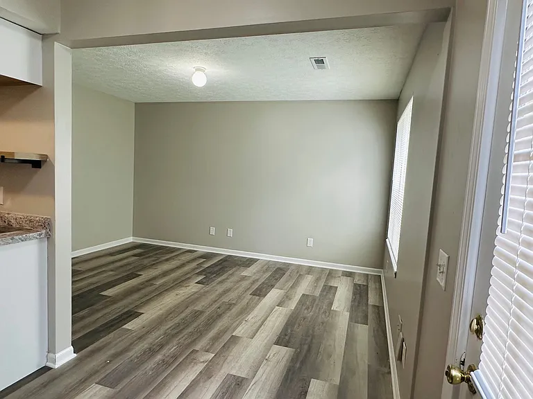 205 Lincoln St #205 — Photo 2