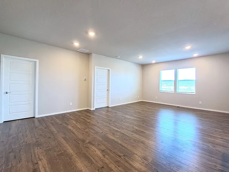 5428 E Bridgeport Ct — Photo 9