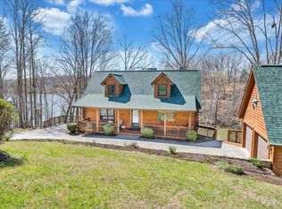 239 Blackwater Landing Dr, Wirtz, VA 24184