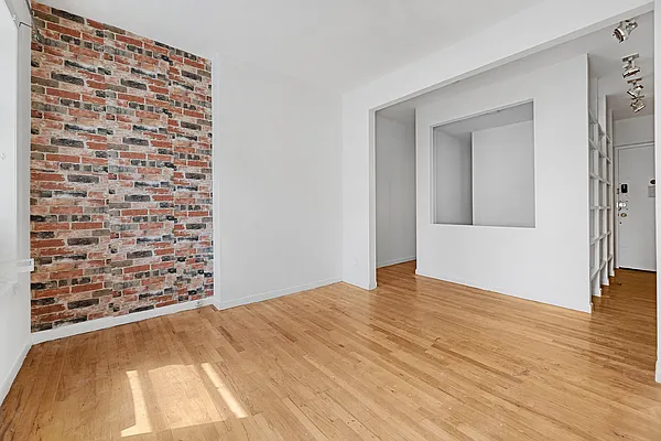 Rented by REAL New York | media 2