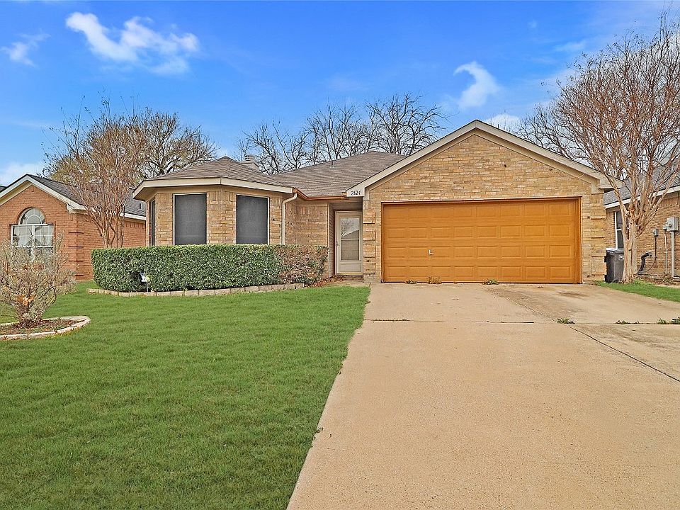 1st image of 2624 Wakecrest Dr