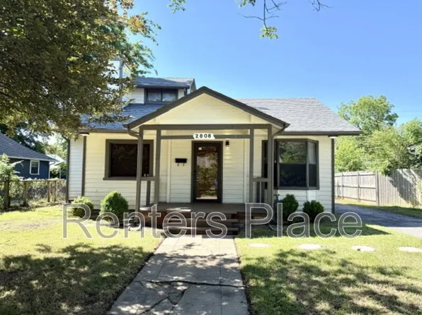 2808 E 1st St S, Tulsa, OK 74104