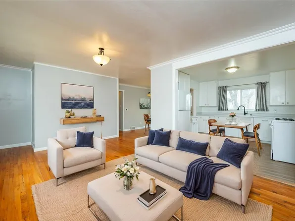 7802 SW 10th Pl, Des Moines, IA 50315