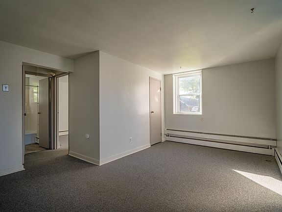 3rd image of 53 Linda Dr APT 2