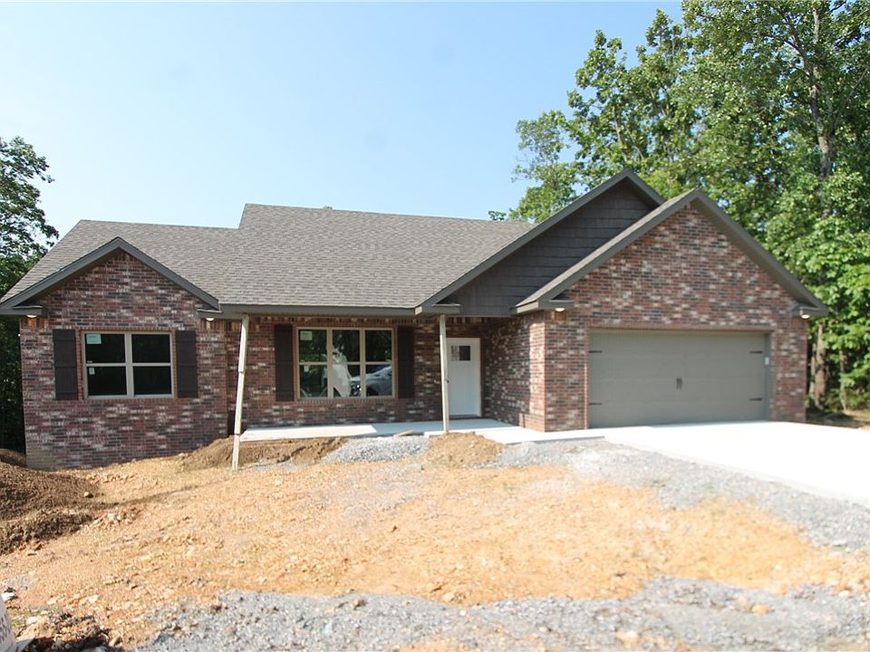1st image of 22 Leawood Ln