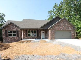 22 Leawood Ln, Bella Vista, AR 72715