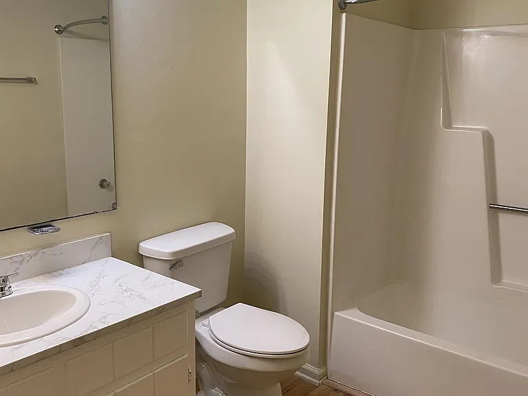 114 B Concord Dr #1 — Photo 30