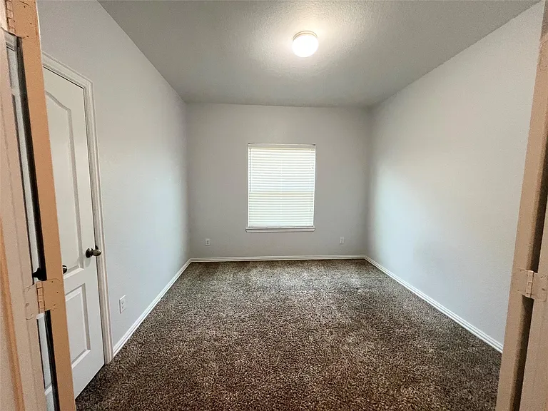 1507 Bella Garden Ct — Photo 15