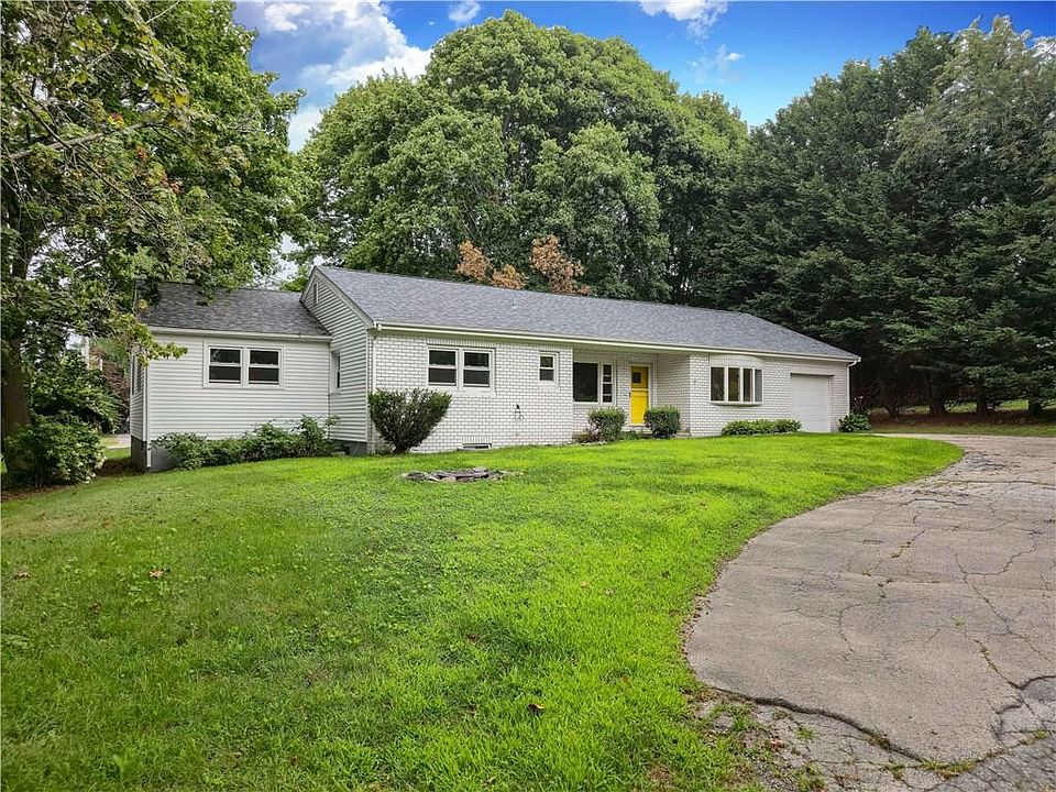 1st image of 278 Green End Ave