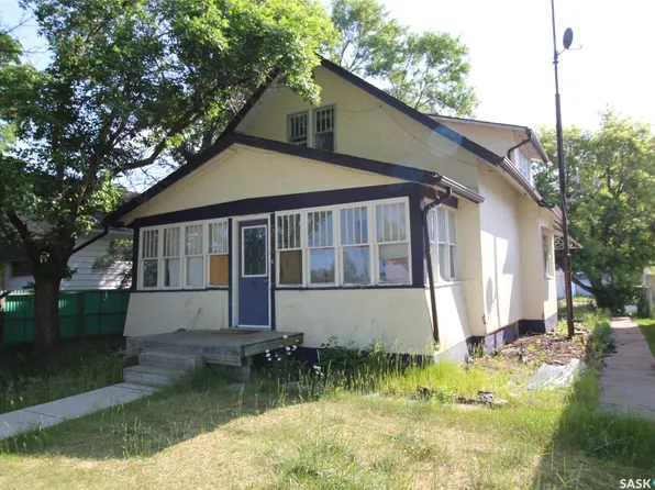 564 1st Street W, Shaunavon, SK S0N 2M0