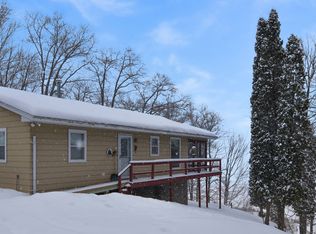 4552 Lakeview Dr, Cushing, MN 56443