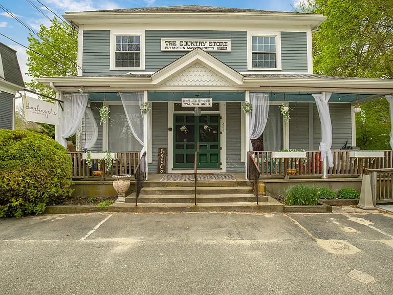 266 Main St #2L — Photo 2