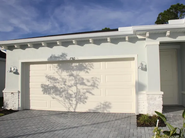 756 Veridian Cir NW, Palm Bay, FL 32907