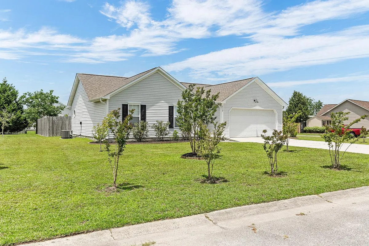 Building Photo - 7117 Woodhall Dr