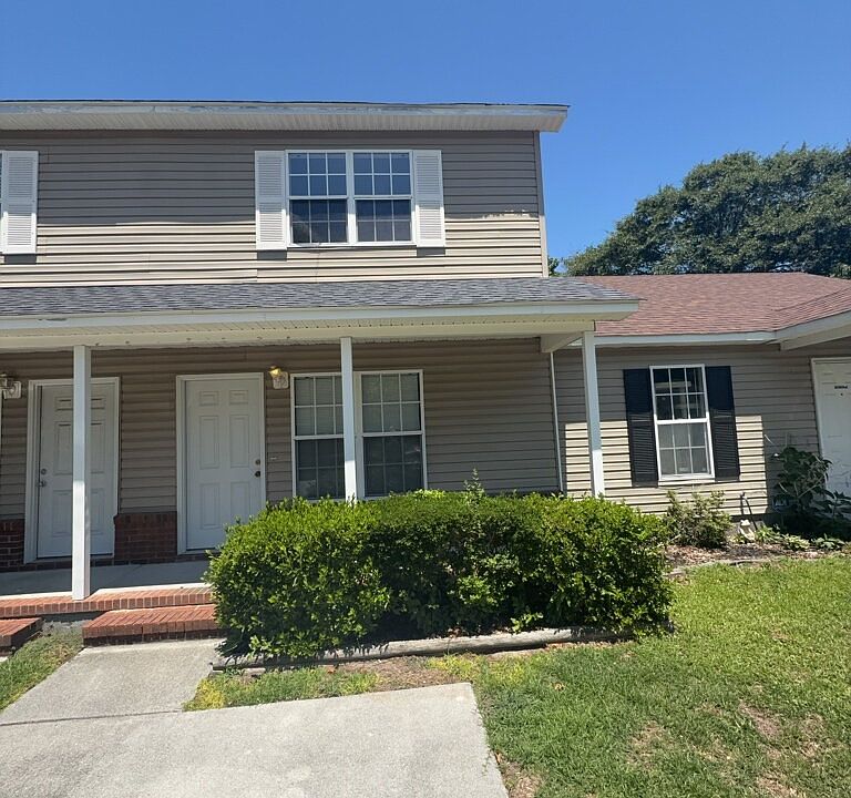 1st image of 1121 Pueblo Dr