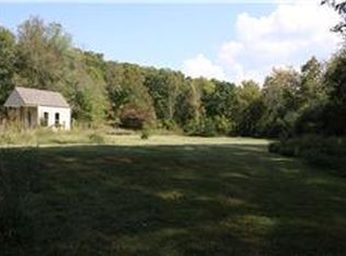 601 Bob Hollow Rd, Burns, TN 37029