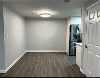 108 Norton Ave #9 — Photo 26