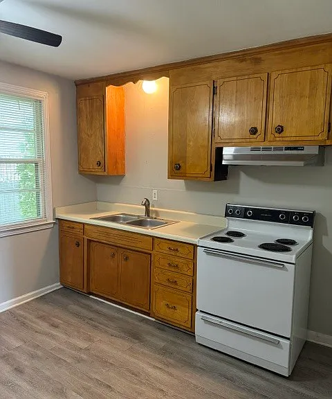 3912 Nevada Ave #C — Photo 1