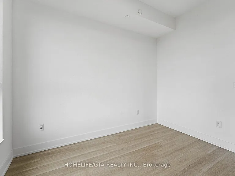 60 Central Park Dr #2413 — Photo 28