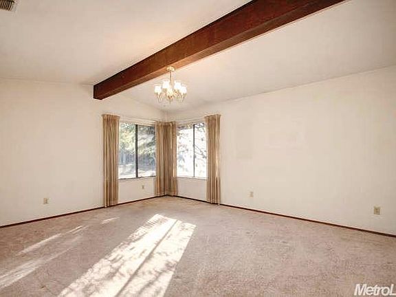5th image of 8661 Quail Oak Way