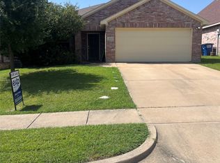 312 Crosscreek Dr, Princeton, TX 75407