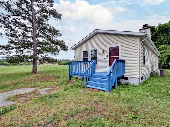 1942 Box St, Hampton, VA 23661