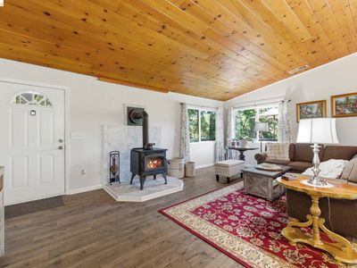 21570 Eel River Dr, Sonora, CA, 95370