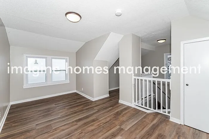 3944 Van Nest Ave — Photo 13